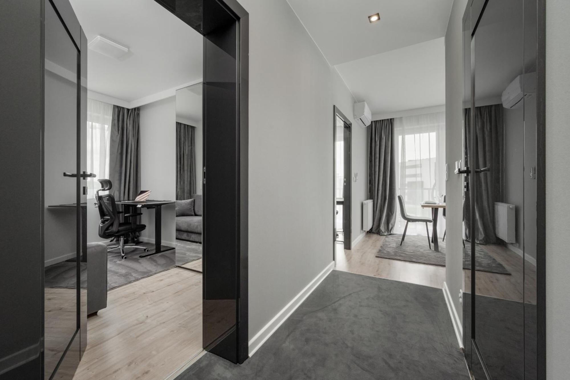 Luksusowy Apartament Z 3 Sypialniami, Klimatyzacja, Parkingiem I Biurkiem We Wroclawiu By Renters Prestige Exteriér fotografie