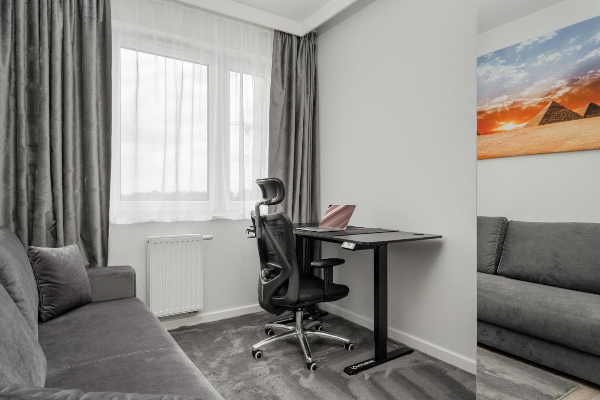 Luksusowy Apartament Z 3 Sypialniami, Klimatyzacja, Parkingiem I Biurkiem We Wroclawiu By Renters Prestige Exteriér fotografie